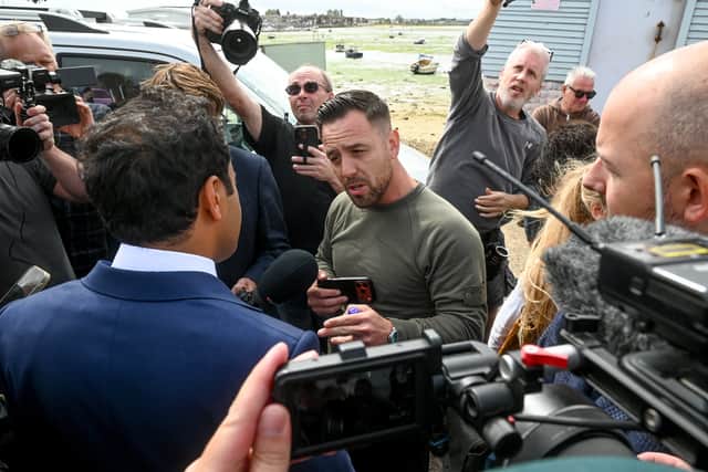 Pictured:  Danny Tommo, confronting Zia Yusuf, of Reform UK, the day after the migrants were brought to shore in Eastney, Portsmouth.