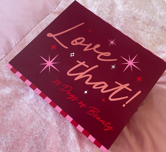 The M&S Beauty Advent Calendar 2026 contains 25 beauty treats from brands including Estée Lauder, Benefit, bareMinerals and Color Wow.