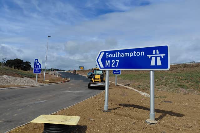 M27 Junction 10 - new westbound onslip which opens soon