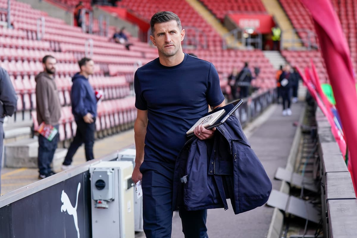‘Thought they’d be back now’: Portsmouth boss' frustration over absence of ...