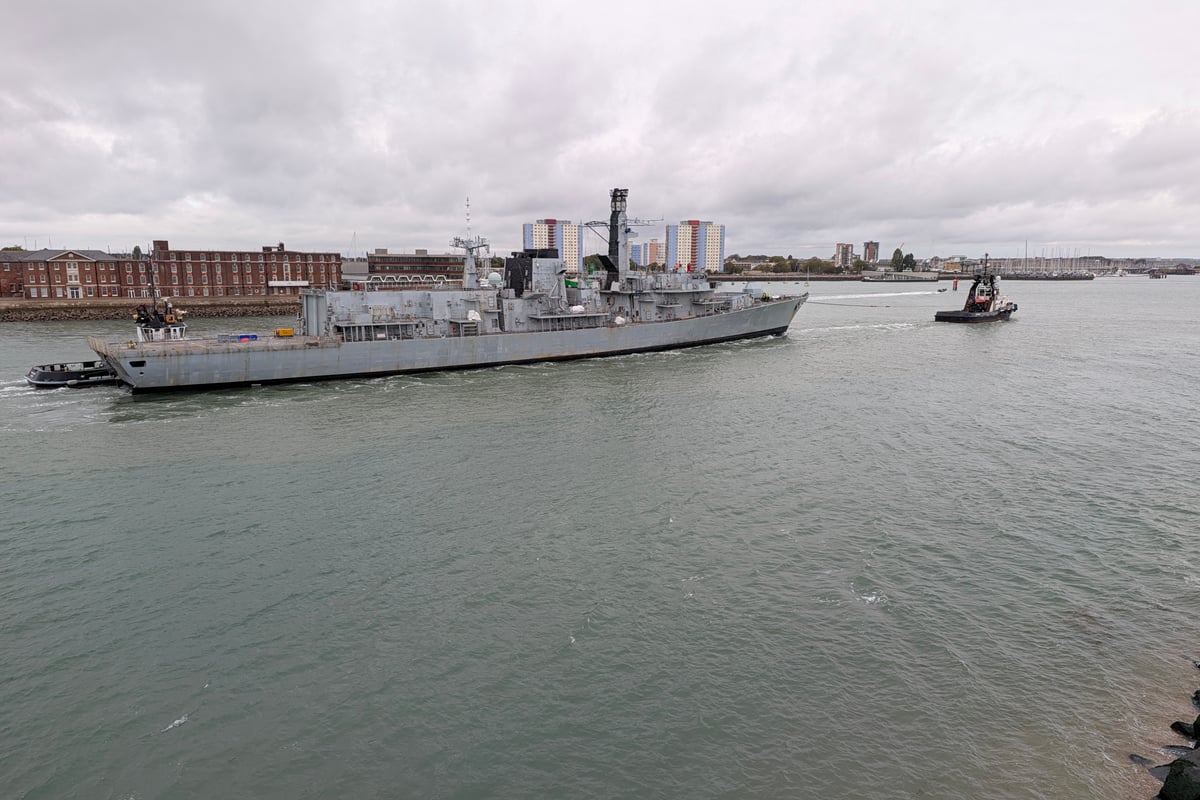 Retired Royal Navy ship HMS Richmond shows her age as stalwart brought to Portsmouth amid uncertain future