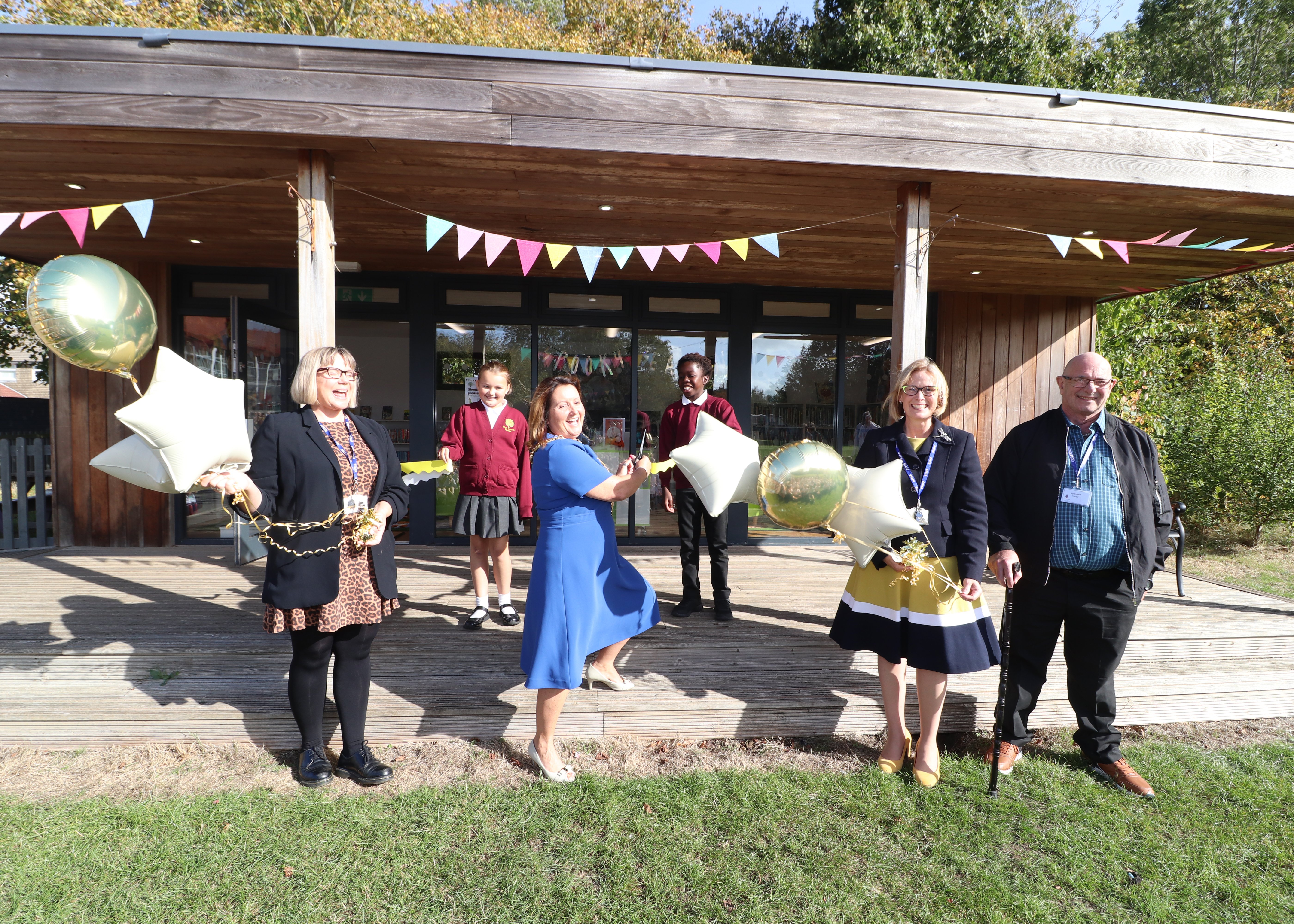 Pupils join mayor to celebrate opening of new Gosport school library