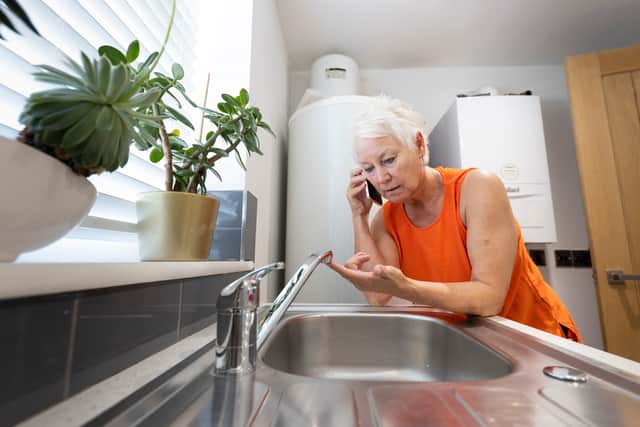 Portsmouth Water is teaching homeowners how to do some of the basics to save water.