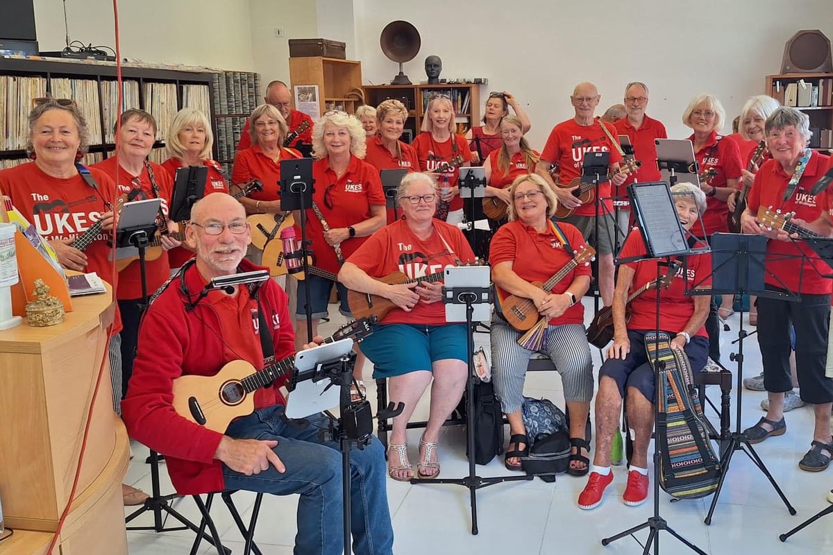 Wallington ukulele band to perform sea shanties live for Trafalgar Day
