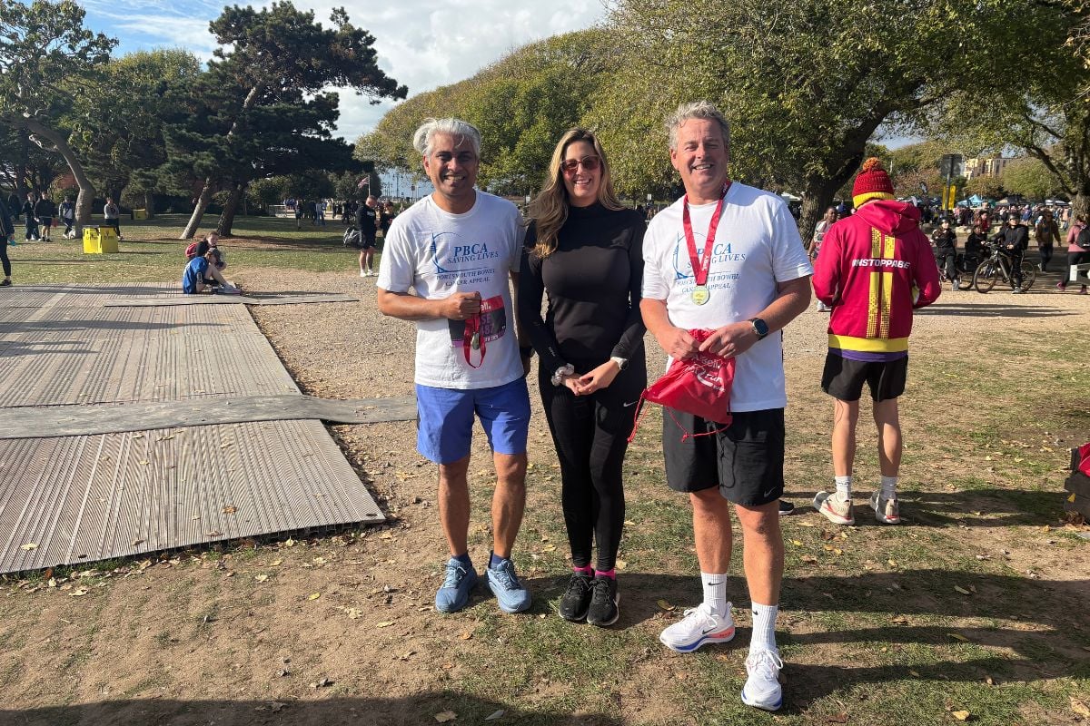 Surgeon completes Great South Run in place of ex-News reporter as she begins cancer treatment