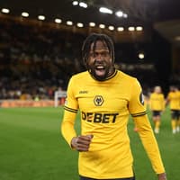 £9.5m Portsmouth-linked midfielder suffers Wolves injury blow ahead of Blues showdown at Molineux