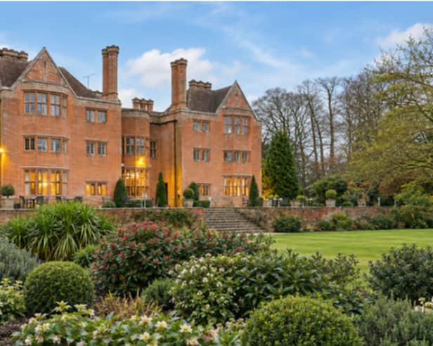 New Place Hotel in Shirrell Heath, Hampshire