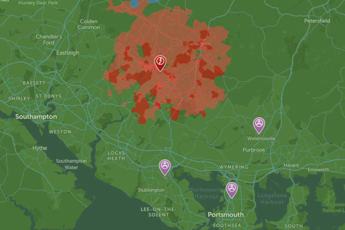 Power cut hits thousands of properties in rural Hampshire as engineers rush to scene - what caused it