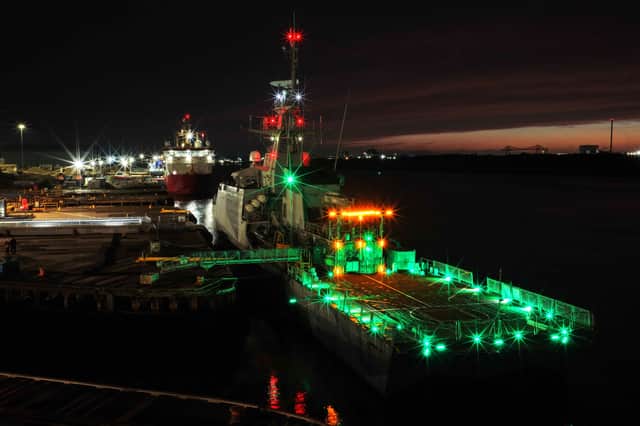HMS Forth deploys its new helicopter landing system on the River Tees