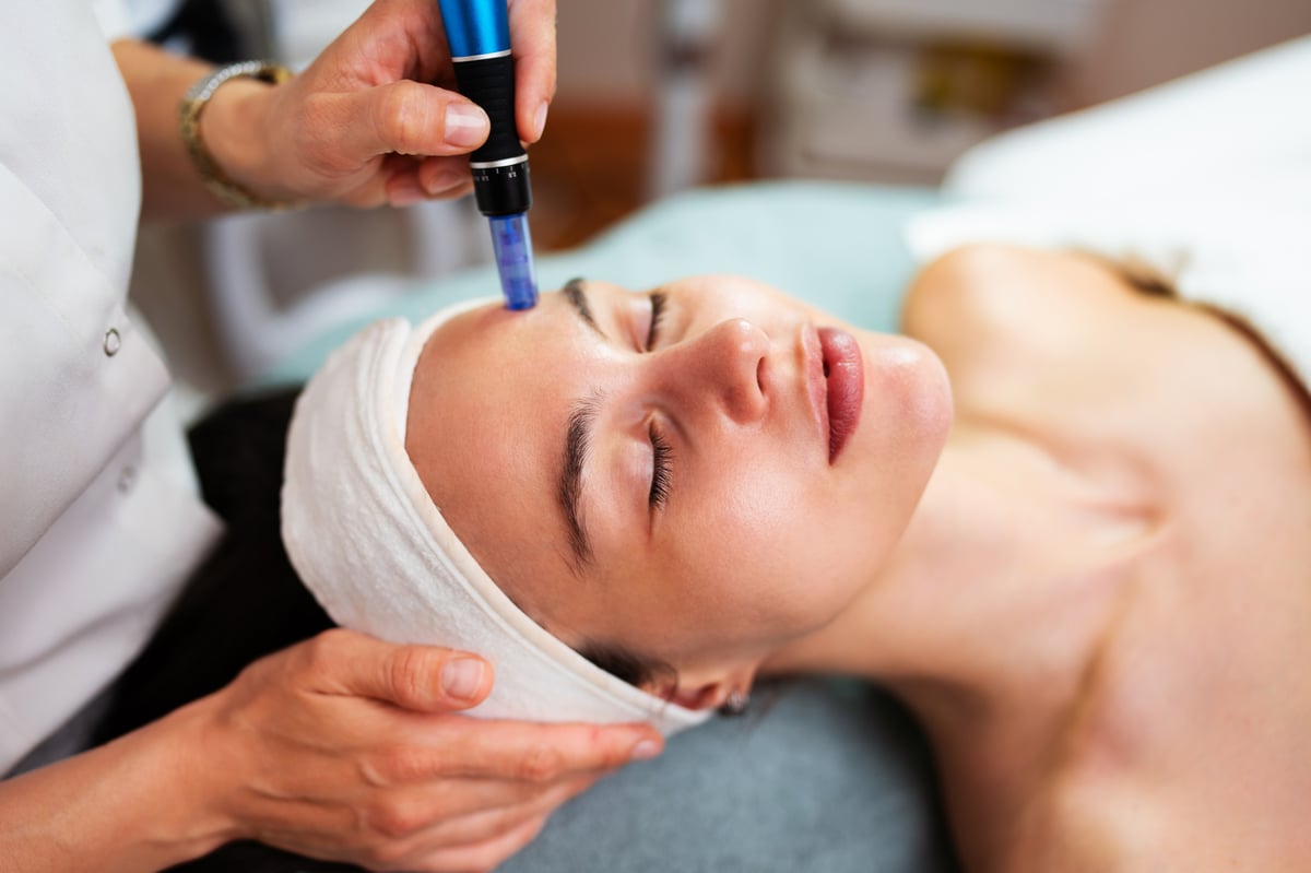 Beauty expert says now is the time to book Christmas 'tweakments'