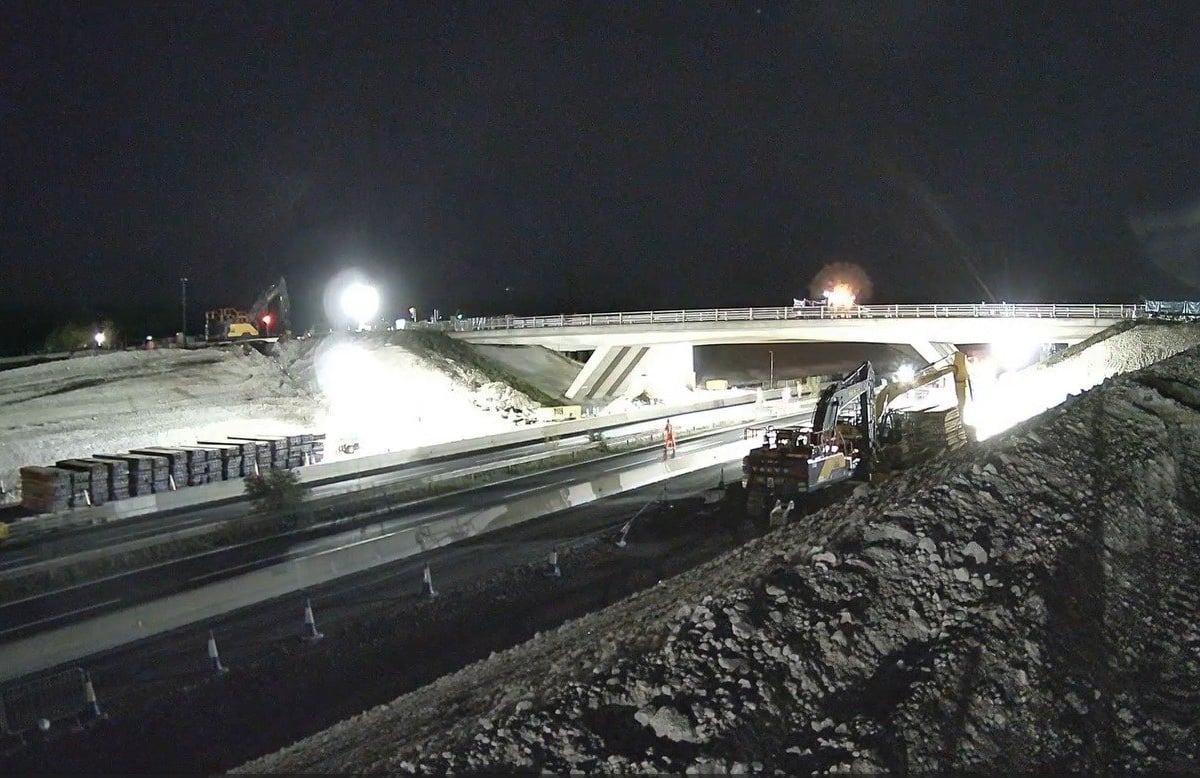 M3 Junction 9 bridge demolished during weekend closure