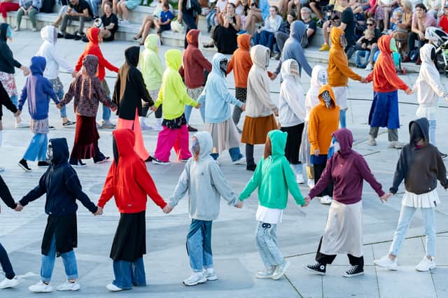 Insane performance by Šeiko Dance Company