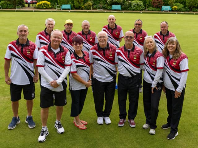 Fareham Bowls Club Team Yellow G & F League 