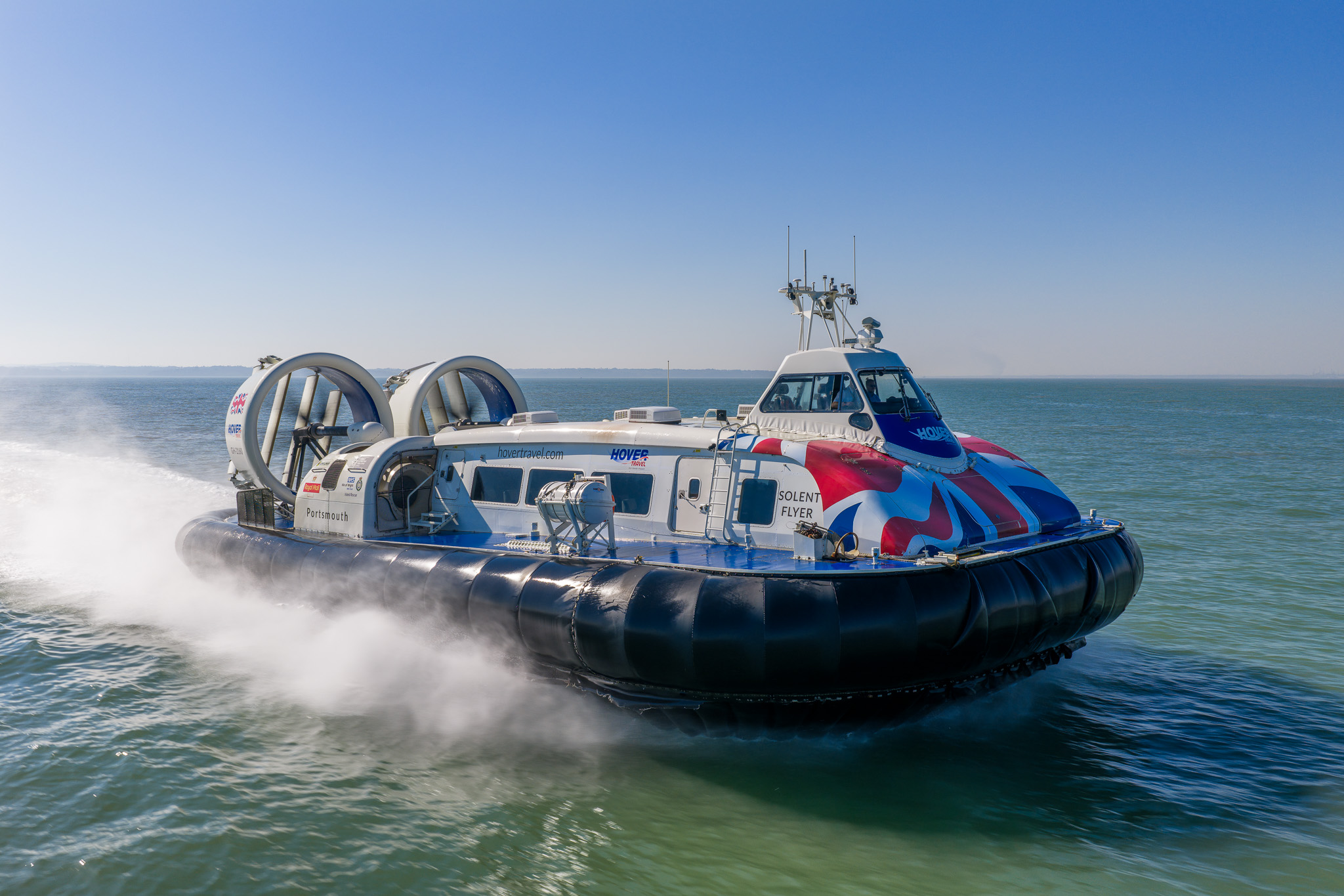 Hovertravel Adds  Extra Crossings for the Bank Holiday Weekend