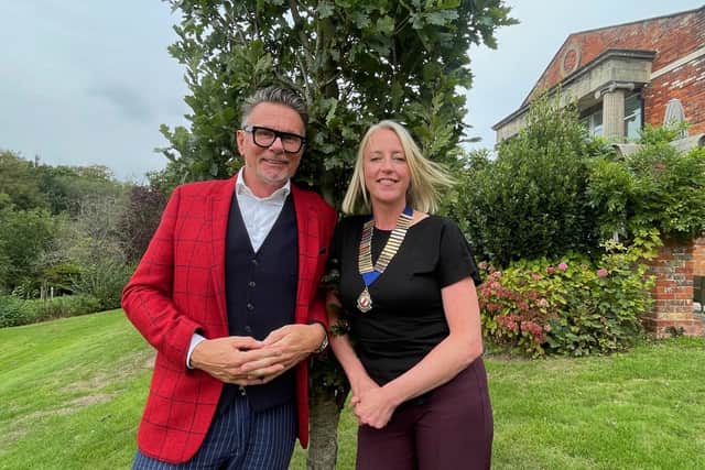 Chrissy Forder is the 36th chairperson of the Executive Association Solent, which meets monthly at the world-renowned Chewton Glen Hotel & Spa in the New Forest. The new vice-chair is Simon Hawtrey-Coombs. Following the chain-of-office handover, they are