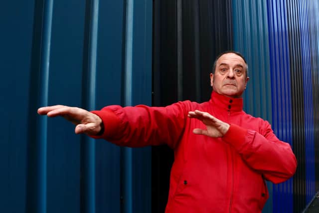 Mark Thomas