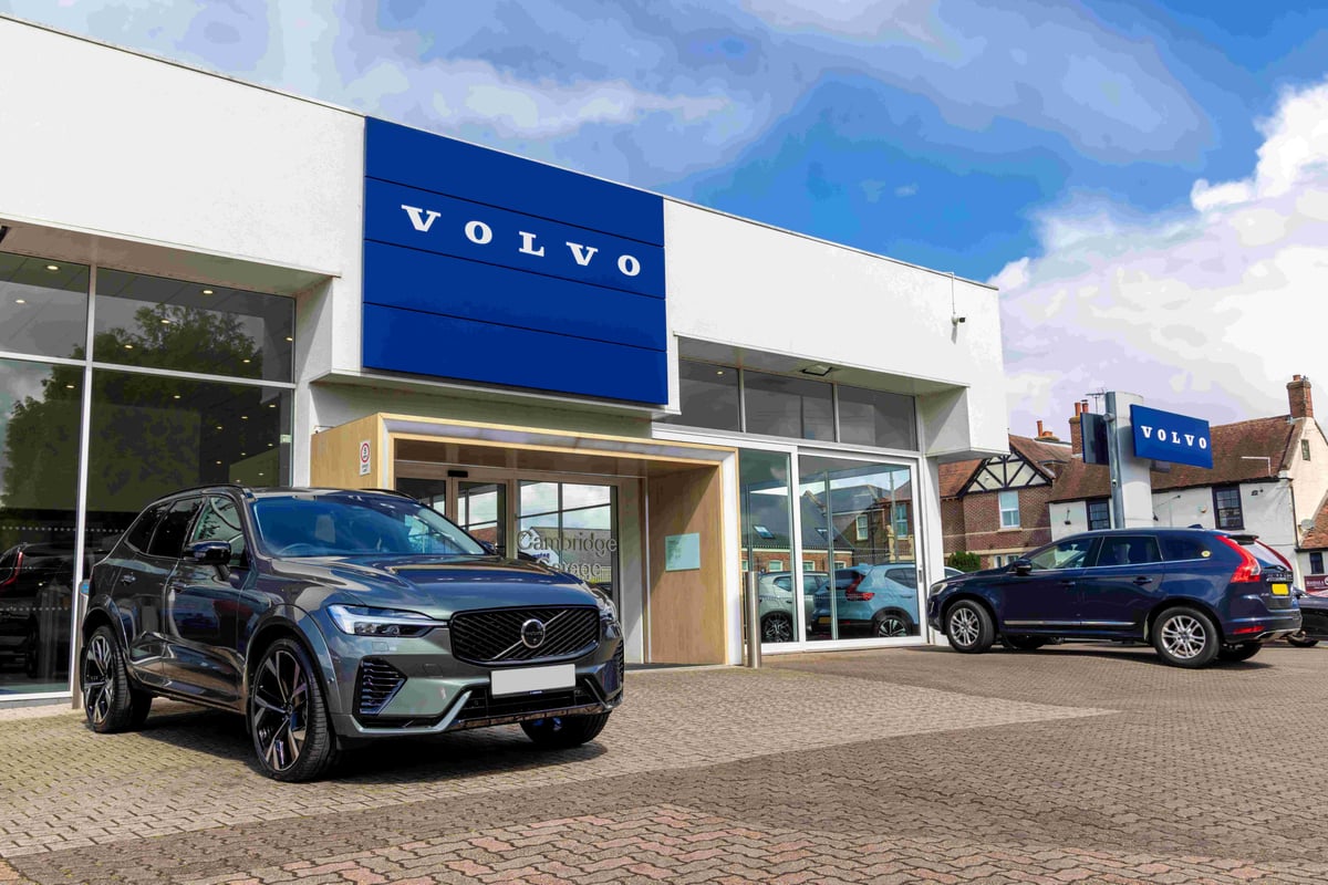Family-run car retailer acquires Hampshire branches
