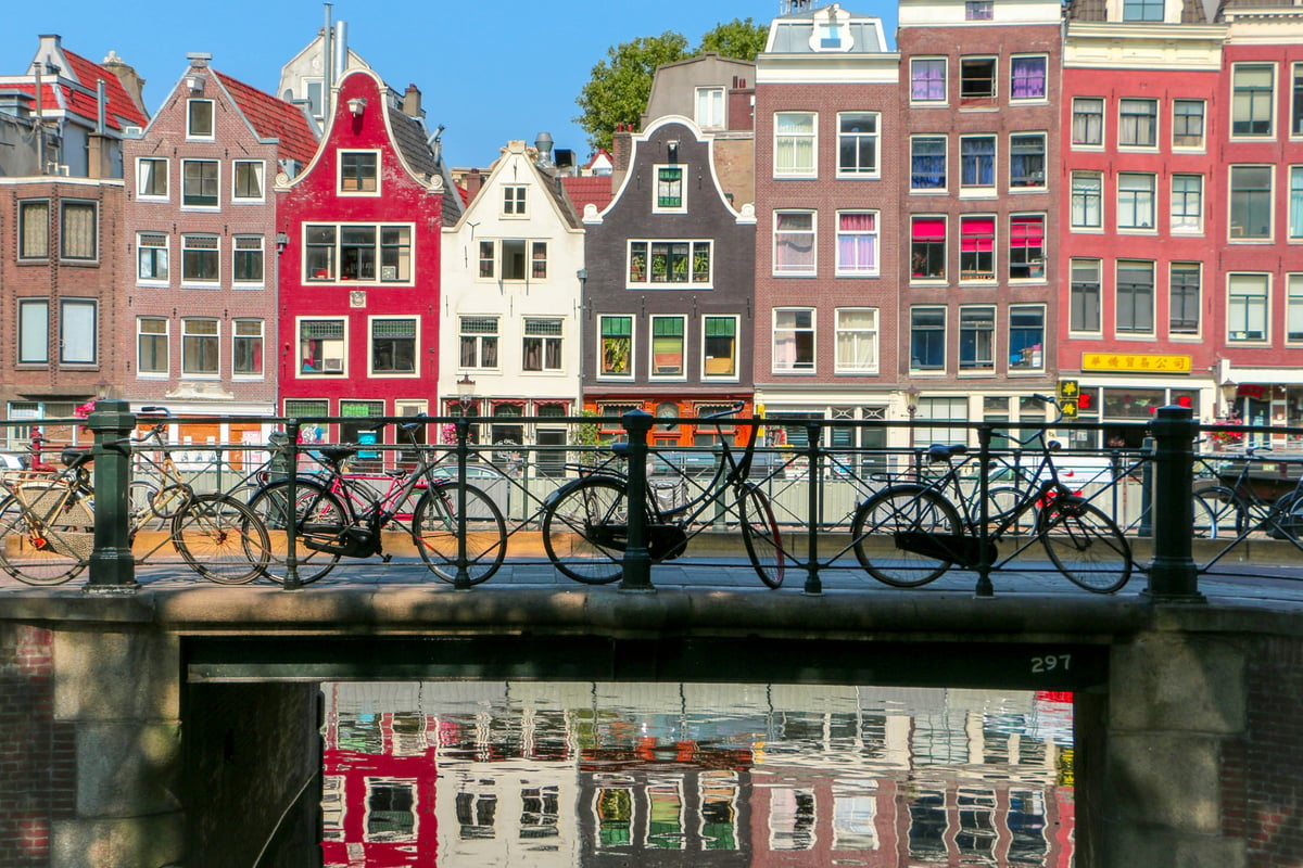 Southampton holidaymakers favour Amsterdam over Paris as city's top flight destinations revealed