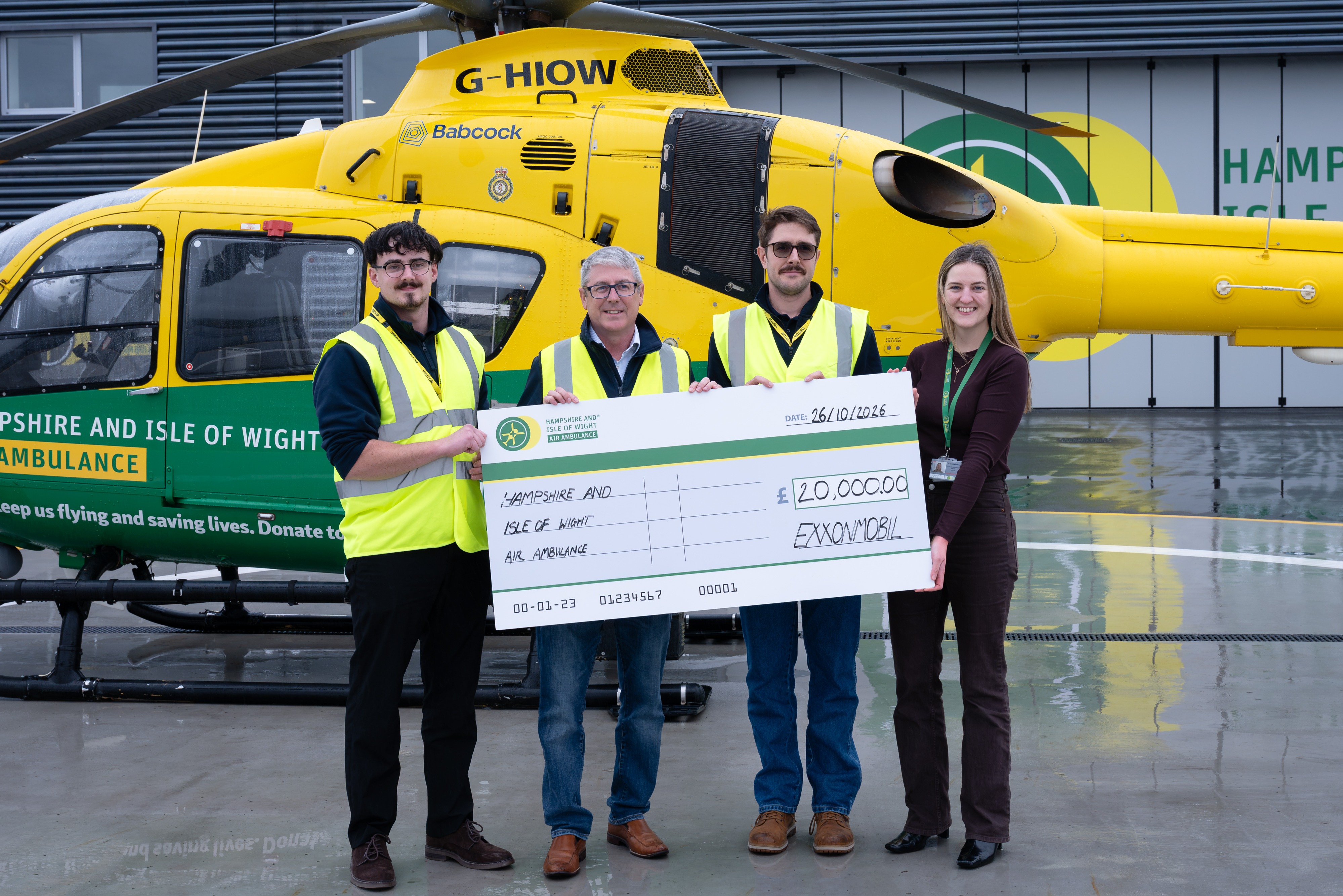 'Extremely generous' donation gives £20,000 boost to life-saving air ambulance service