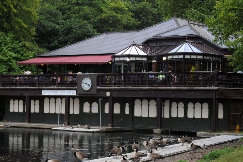 Sat in the heart of Roundhay Park, the Lakeside Cafe is the perfect place to stop for a takeaway coffee. It is nestled on the edge of Waterloo Lake and serves drinks, sweet treats and even ice cream when the weather is warm.