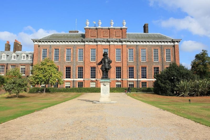 Kensington Palace, as well as being a popular tourist destination, is the official residence of the Duke and Duchess of Cambridge and their children.
The palace has been home to royals for more than 300 years and was the birthplace of Queen Victoria; it’s a great place to visit to explore the history of the royals through time.