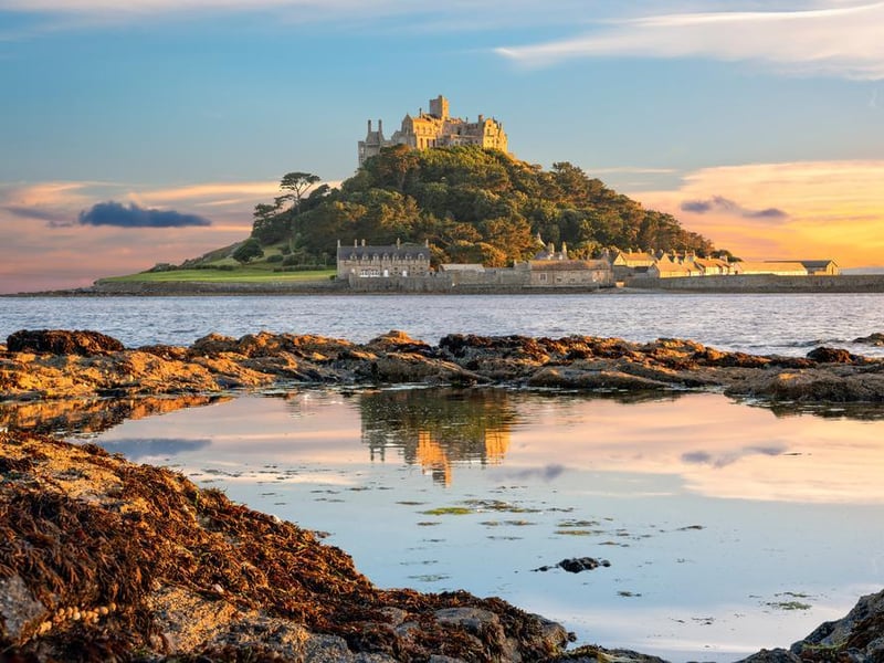 St Michael’s mount is a tidal island 500 metres from the mainland. The stunning island is home to a castle and gardens with beautiful Victorian terraces.