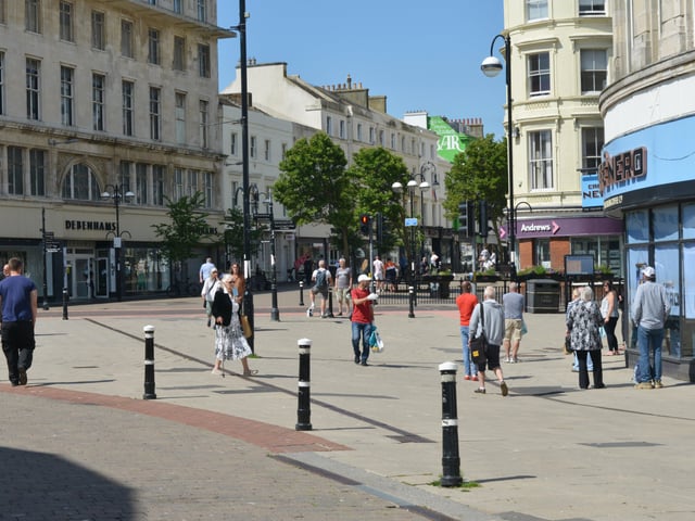 Hastings town centre 15/6/20 SUS-200615-122542001