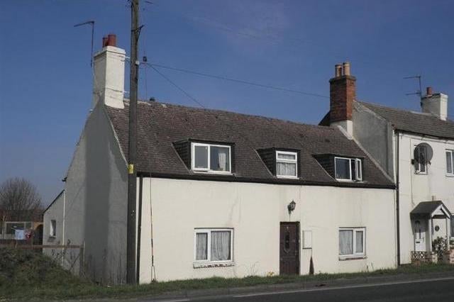 The Oatsheaf was situated at East Heckington. This was a Soames Brewery pub that was sold to Steward & Patteson in 1949. It was closed on January 31, 1966 and is now a private house. EMN-220120-122153001