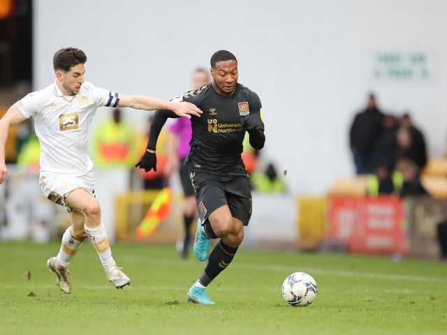 Similar story on the opposite flank.  Surged forward frequently in the opening 30 minutes but his crosses into the box lacked quality and accuracy. No alarm bells defensively... 6.5