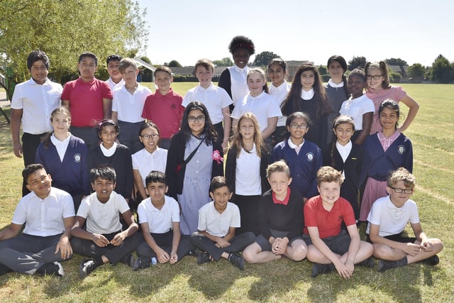 Longthorpe Primary school year 6 classes (2) Y618

NEW PIC EMN-180717-160711009