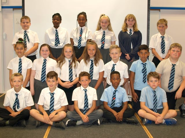 Leighton primary year 6 classes (3) Y618
SUPPLIED BY THE SCHOOL EMN-180717-160614009