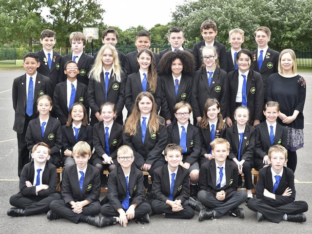 Ormiston Meadows Academy year 6 class Y618 EMN-180619-155903009