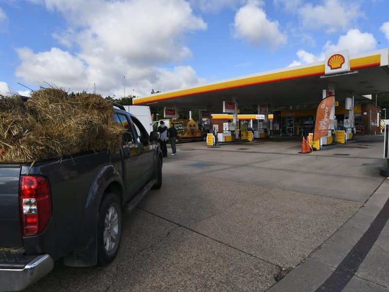 Shell Garage at Boongate