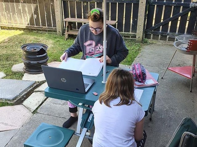 Suzanne Power: "Home schooling al fresco"