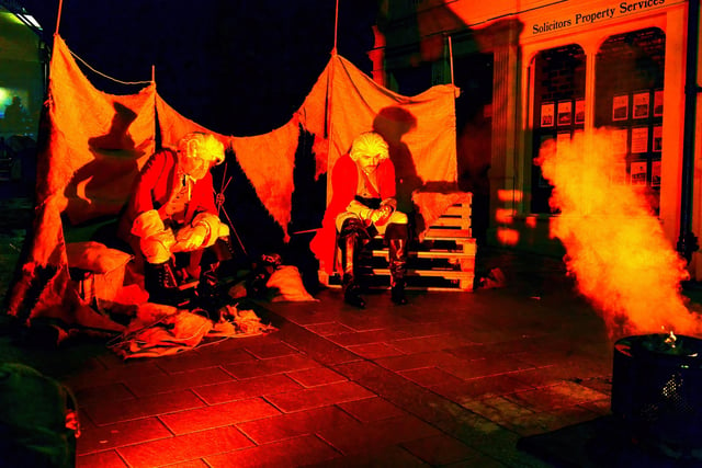 Derry’s Illuminate Festival the Walled Town at Castle Gate.  DER2207GS – 013