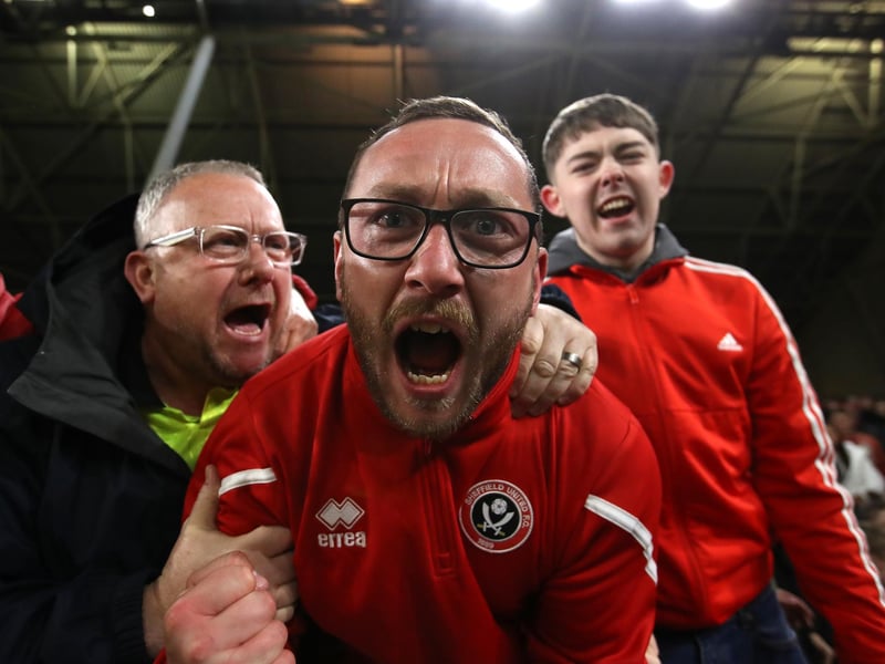 Match attendance figure: 30,780.