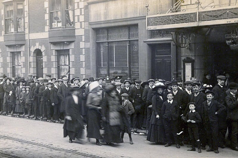 This cinema used to be right in the heart of the city in Guildhall Walk. It began showing films in the 1910s. Sadly it was destroyed by the German's during the blitz in 1941.