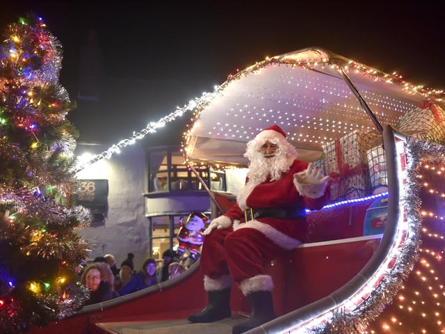 Emsworth Christmas lights were switched on in St Peter's Square on Friday, December 1, 2023.
Picture: Sarah Standing