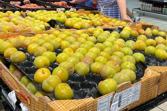 10-year-old campaigner and eco-ambassador, Billie Harris, has launched a petition to stop plastic packaging on loose vegetables.