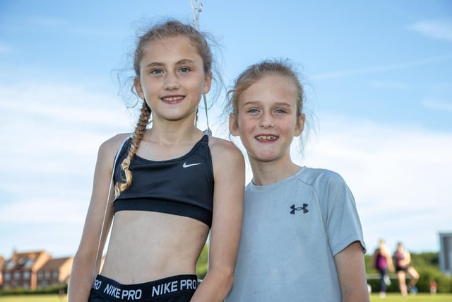 Skye Granger, 10, with brother Jake, 8.  Picture by Alex Shute