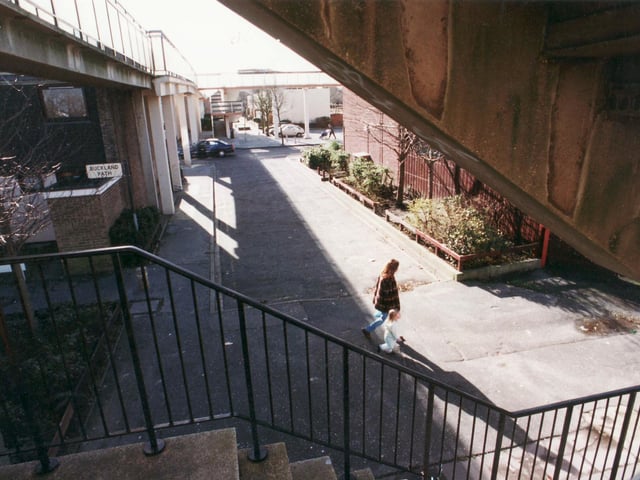 Concrete stairs and alleyways off Sultan Road in February 1995