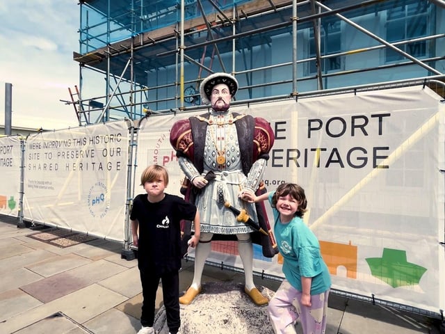 Sylv and Frank pose with Henry VIII at Portsmouth Historic Dockyard
