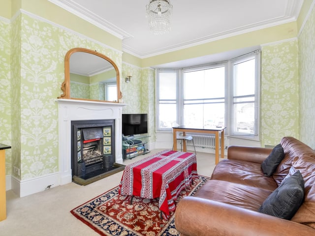 The house has an drawing room with original, listed coving and a feature bay window on the first floor where you can gaze out across the dock or to Gunwharf Quays and the Emirates Tower.