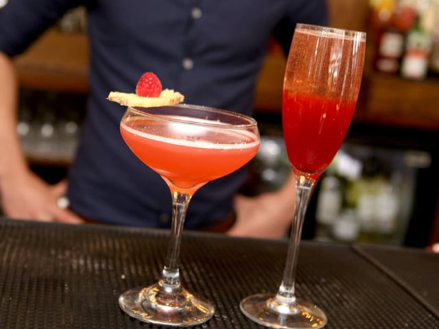 The Liquorist, in Gunwharf Quays, offers bottomless brunch over the weekend for two hour sittings. Brunch lovers can choose from eggs royale, a full English breakfast, a breakfast sandwich and much more. For bottomless drinks, you can choose from prosecco, draught beer and many different cocktails for £30 per person.