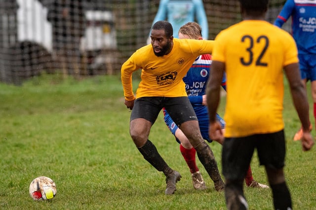 FFTP (yellow) v The Meon. Picture by Keith Woodland