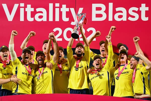 James Vince lifts the Vitality Blast T20 trophy. Photo by Harry Trump/Getty Images