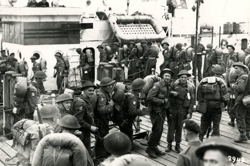 Embarkation of the Royal Canadian Engineers, believed to be at Southsea.