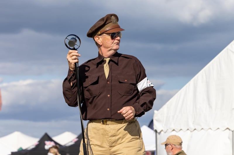 Wartime classics performed by 'Jeep' Johnson.