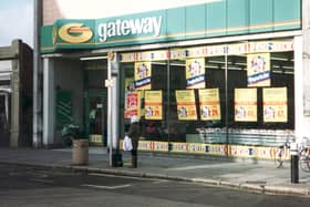 Gateway, Albert Road Portsmouth around 1994 Picture: 0712-3