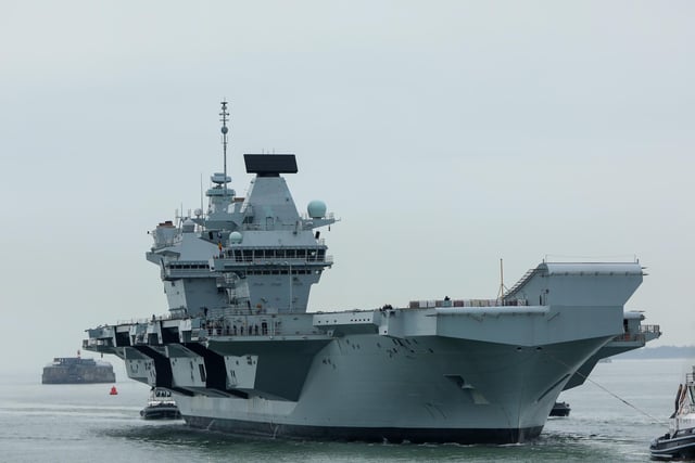 HMS Prince of Wales returns to HMNB Portsmouth. Picture: Chris  Moorhouse (260324-07)